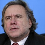 Σάλος με δημοσίευμα που υποστηρίζει ότι ο Κατρούγκαλος έταζε επαναπροσλήψεις