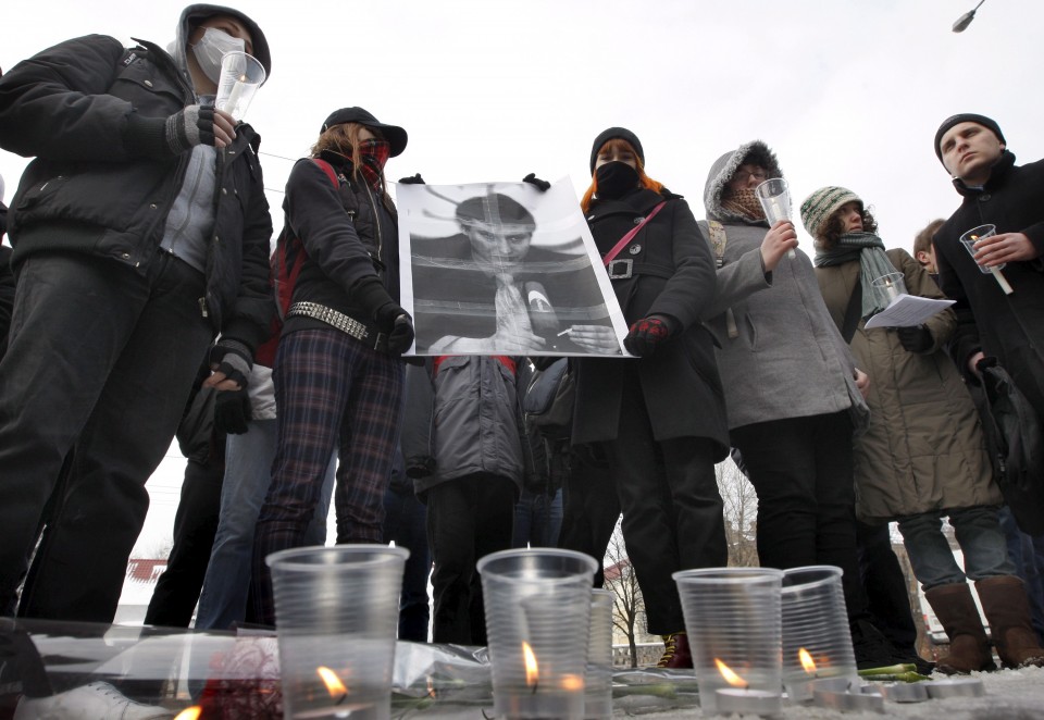 Ρώσοι τιμούν τη μνήμη των δολοφονημένων 