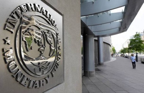 Η Ιρλανδία βγαίνει νωρίτερα από τη «δίνη» του ΔΝΤ