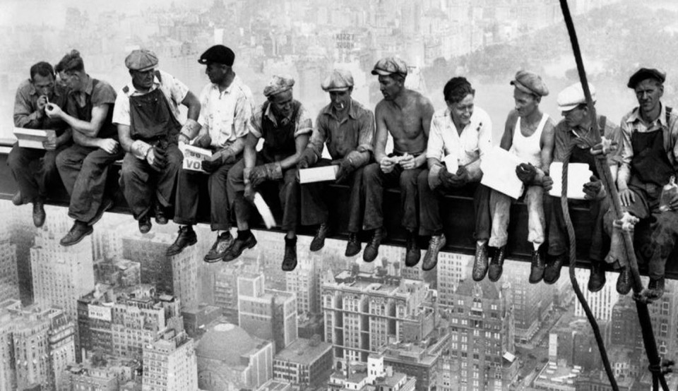Εργάτες στις ΗΠΑ στα μέσα του 20ού αιώνα.