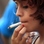 Μαριχουάνα ή αλκοόλ θα προτιμούσε ένας γονιός να χρησιμοποιεί το παιδί του;