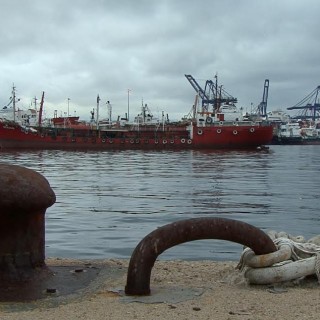 «Την απομόνωση που ζει τώρα η Ελλάδα, οι κάτοικοι του Περάματος τη νιώθουν εδώ και χρόνια»