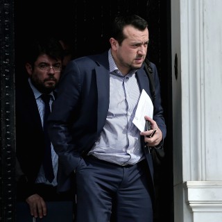 Άρχισε η συζήτηση για σύσταση Προανακριτικής Επιτροπής κατά του Ν. Παππά για τις τηλεοπτικές άδειες 2015-2016