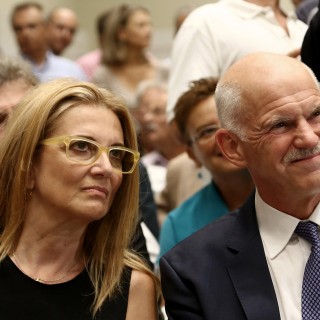 Διαψεύδει το χωρισμό του ο Γιώργος Παπανδρέου