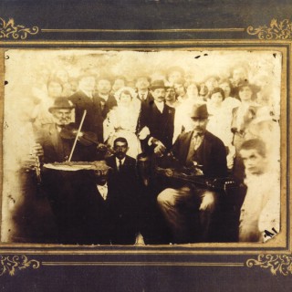 Ο γάμος είναι ωραίο πράγμα, τρα λα λα!