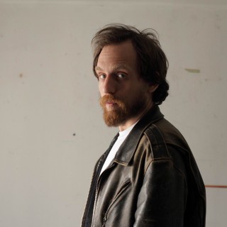 Όταν είναι ολομόναχος, ο George Gaudy ακούει Σαββόπουλο.