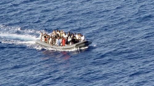 14 νεκροί είναι μέχρι στιγμής οι μετανάστες από βύθιση πλοίου ανοιχτά του Αγαθονησίου