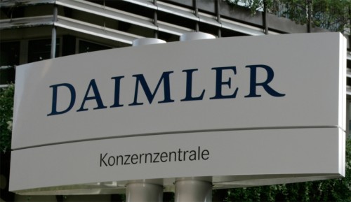 Ποινική δίωξη σε επτά πρόσωπα για προμήθεια οχημάτων από την DAIMLER