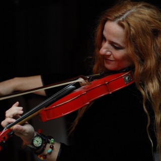 «Kαι η παράσταση συνεχίζεται…»