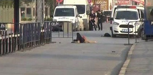 Πυροβολισμοί έξω από τα κεντρικά της αστυνομίας στην Κωνσταντινούπολη