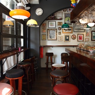 Κάθε άνθρωπος κρύβει μια σκοτεινή πλευρά. Το ίδιο και οι τοίχοι του Κακούνκα.