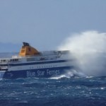 Κανένα πλοίο δεν φεύγει-Απαγορευτικό στα λιμάνια όλης της χώρας