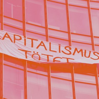 Κίνημα Blockupy: «Οι ελίτ θέλουν καπιταλισμό χωρίς δημοκρατία. Εμείς θέλουμε δημοκρατία χωρίς καπιταλισμό».