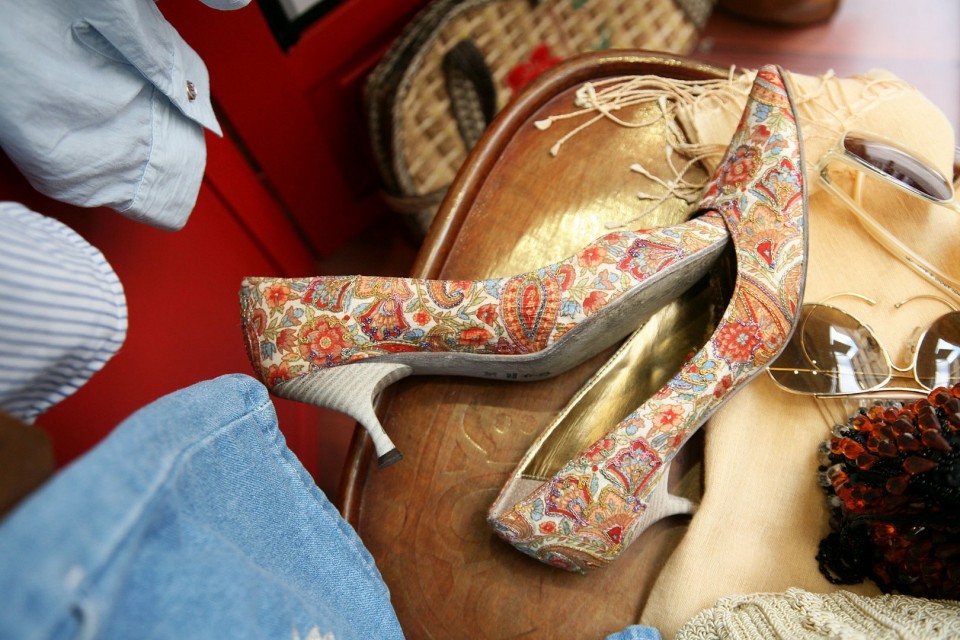 Kitten hill γόβες με λαχούρια