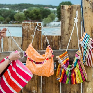 Backstage φωτογραφίες από την καλοκαιρινή σειρά της Düdette