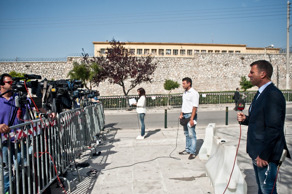 δίκη; χρυσή αυγή; δικαστικό; διαμαρτυρία; φυλακή; κάτοικος; Κορυδαλός; συγκέντρωση; διαδηλωτής; Golden Dawn; Court; Protest; prison; koridalos