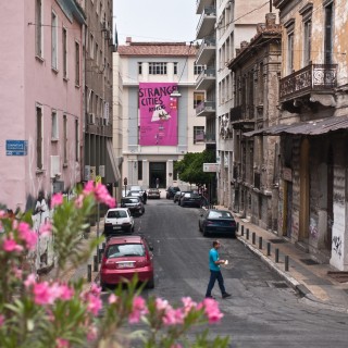 Η Αθήνα σας κακομαθαίνει, κύριε πρέσβη;