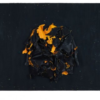 Η Ευγενία Αποστόλου αναζητά την έκρηξη της ύλης