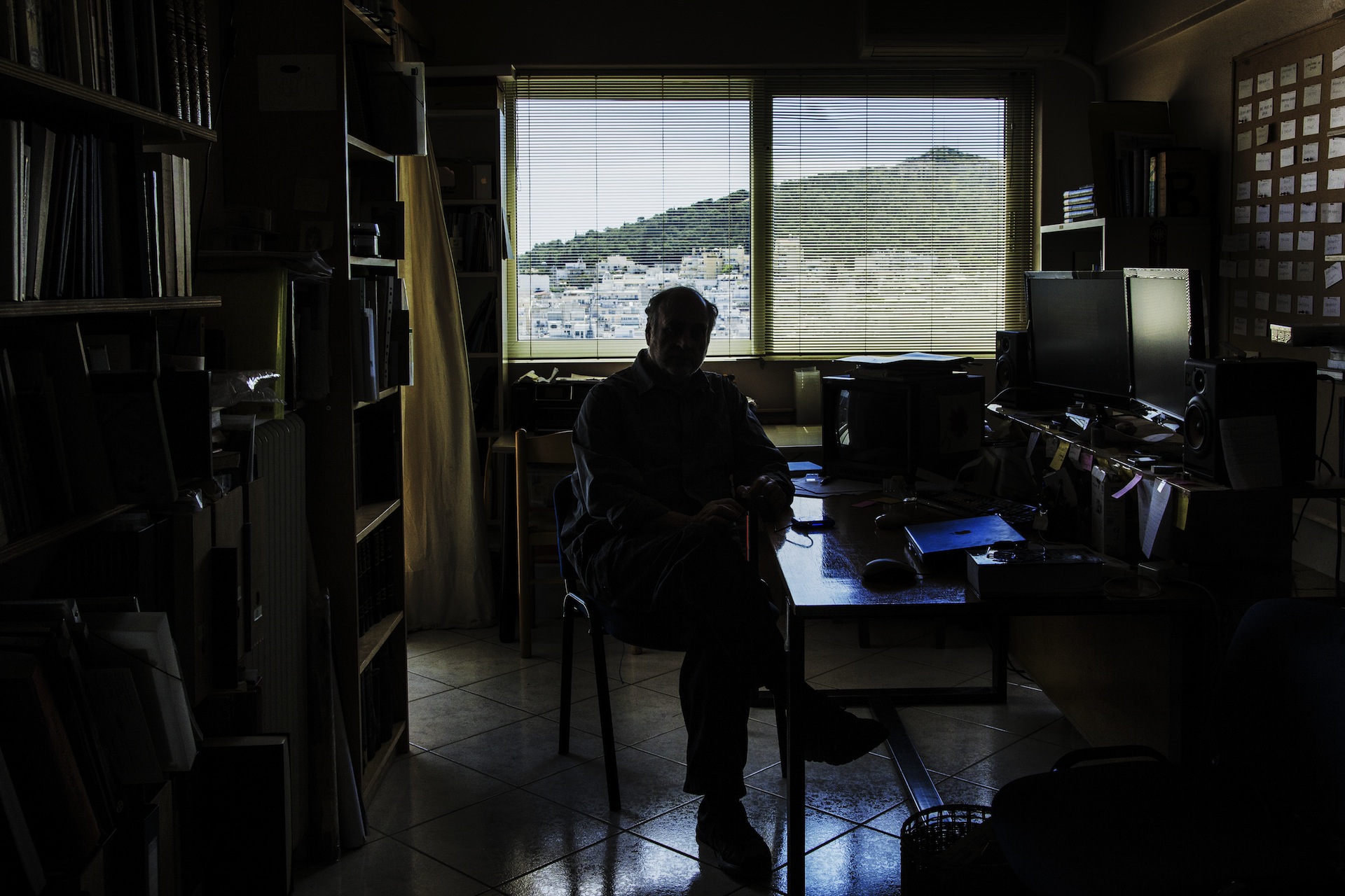 popaganda_23_ΚOUTSAFTIS (1)