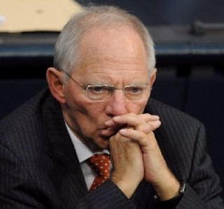 Σόιμπλε: «Η Ελλάδα δεν αποτελεί πλέον κίνδυνο για την Ευρωζώνη».