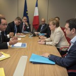 Επικοινωνία Τσίπρα Ολάντ στη σκιά της αυριανής συνάντησης του Γάλλου Προέδρου με την Γερμανίδα Καγκελάριο