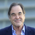 Ο Oliver Stone στηρίζει τον Αλέξη Τσίπρα.