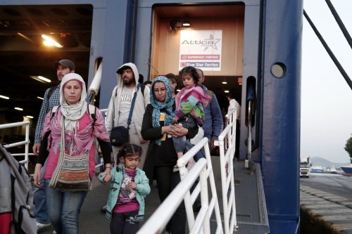 Σήμερα έφτασαν στο λιμάνι του Πειραιά 1.800 πρόσφυγες