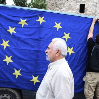 Συμφωνείτε με την πρόταση της ελληνικής κυβέρνησης για τη διενέργεια δημοψηφίσματος;