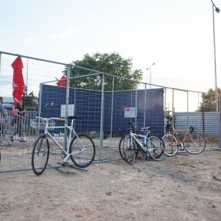 Φεστιβαλική εμπειρία ενός ποδηλάτη ή ποδηλατική εμπειρία ενός φεστιβαλιστή.