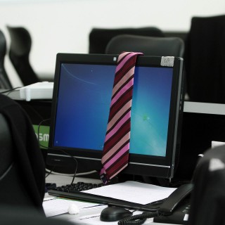 Κι αν γλυτώσουμε από τη χρεοκοπία, θα γλυτώσουμε από τον ανορθολογισμό;