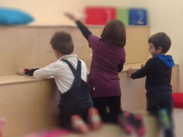 Summer Camp για να μάθουν τα παιδιά αγγλικά μέσα από την τέχνη