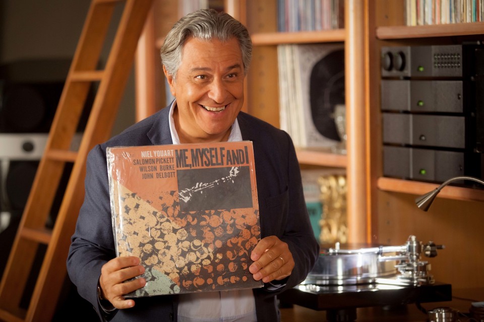 Une heure de tranquillité, un film de Patrice Leconte, scénario de Florian Zeller, avec Christian Clavier (Michel), Carole Bouquet (Nathalie), Valérie Bonneton (Elsa), Rossy de Palma (Maria), Stéphane de Groot (Pavel), Sébastien Castro (Sébastien),