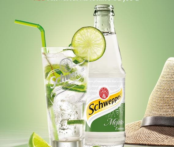 Η Schweppes φέρνει τη γεύση του καλοκαιριού στο ποτήρι σου