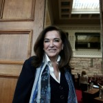 Ντόρα Μπακογιάννη: «Η κ. Κωνσταντοπούλου εκθέτει την πατρίδα της με τρόπο βίαιο και χυδαίο»