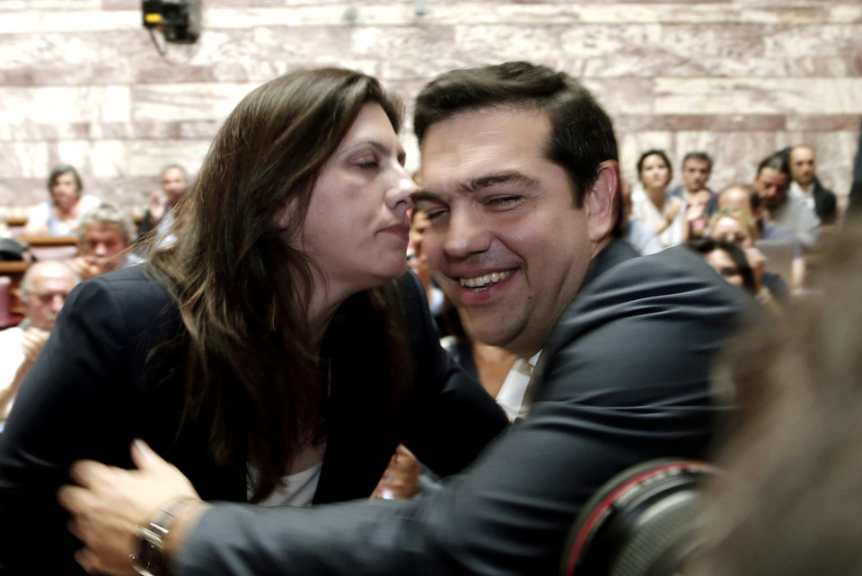 Φιλί συντροφικό ή φιλί του Ιούδα;