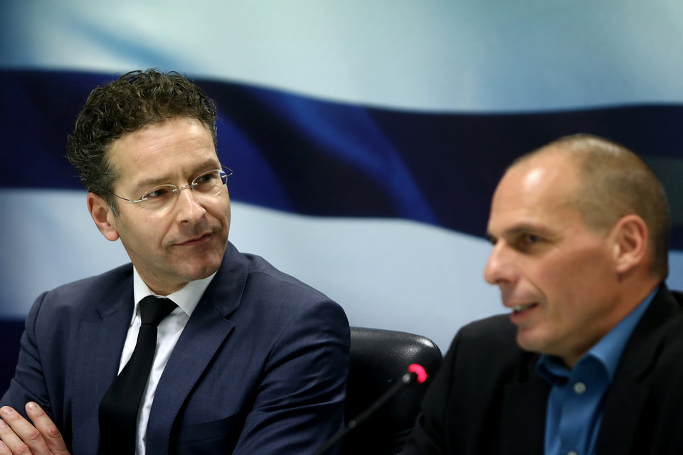 Ο επικεφαλής του Eurogroup Γερούν Ντάισελμπλουμ και ο Υπουργός Οικονομικών Γιάνης Βαρουφάκης, στην πρώτη τους συνάντηση μετά την εκλογική επικράτηση του ΣΥΡΙΖΑ. Ήταν η 30 Ιανουαρίου 2015.