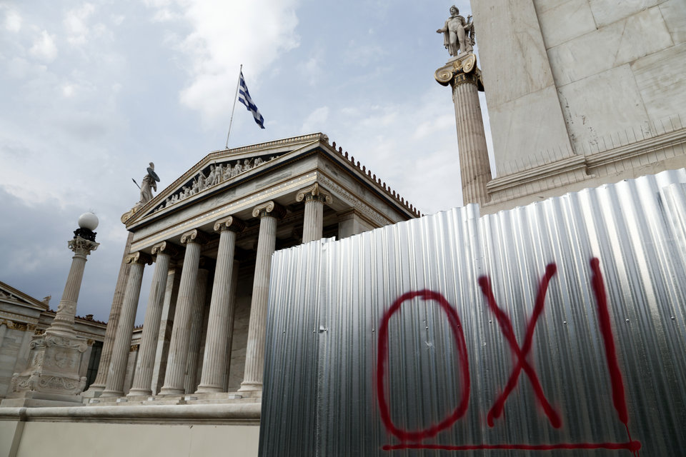 Μπορεί η επικράτηση του «ΟΧΙ» να οδηγήσει τη χώρα στην έξοδο από την Ευρωζώνη;