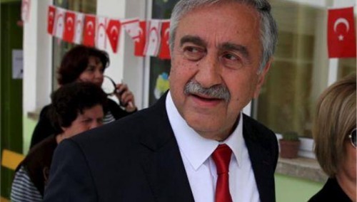 O Τουρκοκύπριος πρόεδρος παραδέχεται πως το 1974 τα κύρια θύματα ήταν οι Ελληνοκύπριοι