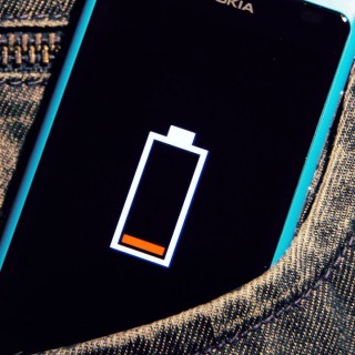 Πέντε μύθοι των smartphones που δεν ισχύουν (πια)