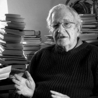 Ο Νοάμ Τσόμσκι στην Popaganda για τα γεγονότα στη Γαλλία