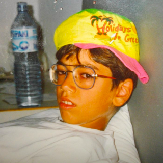 Ο The Boy έκλεισε όλο το απόσταγμα των ημερών σε έναν δίσκο (που έγραψε σε ένα πρωί)