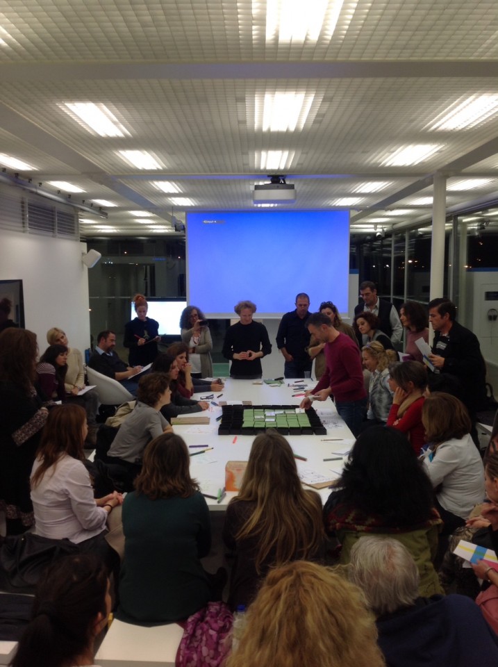 Σεμινάριο σε εκπαιδευτικούς της πρωτοβάθμιας εκπαίδευσης της Α΄ Διεύθυνσης Αθήνας. Κέντρο Επισκεπτών του ΚΠΙΣΝ (2014).