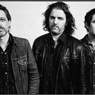 Η πρώτη συναυλία της επόμενης σεζόν στο Gagarin 205 θα μας πάρει και θα μας σηκώσει