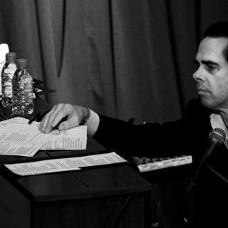 O Nick Cave νεκροθάφτης…Τραγουδιστές σαν πεισιθάνατοι