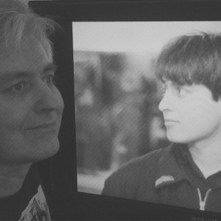 Ο Μπάμπης Αργυρίου προτιμά να ρίχνει μπουκάλια με μηνύματα και να αφήνει την τύχη να τα μεταφέρει