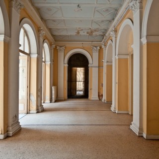 Στο «Ξενοδοχείο Μπάγκειον» ακόμη και οι τοίχοι λένε ιστορίες