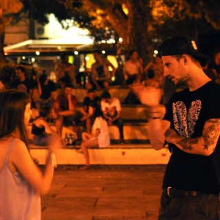 «Αγία, πάνω πλατεία κι αλητεία»