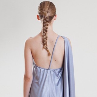 It takes ”Τwo Ιn Α gondola”.