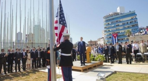 Η Αμερικανική σημαία κυματίζει και πάλι στην πρεσβεία των ΗΠΑ στην Κούβα