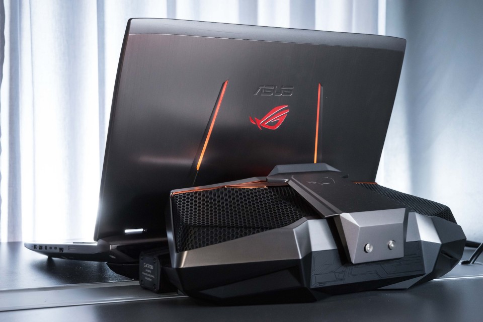 1-ROG-GX700-gaming-notebook_1